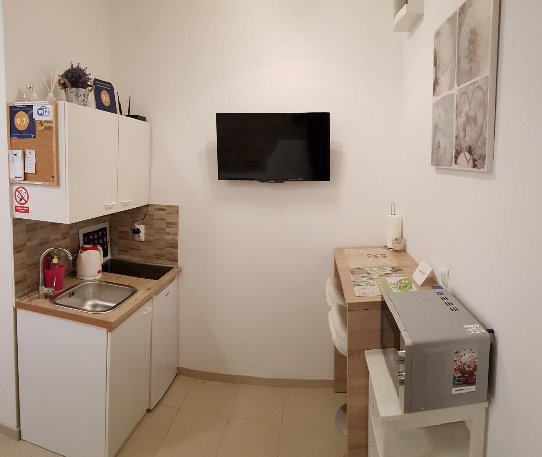 Studio Apartment Legcevic Kaštela Kültér fotó