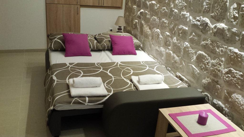 Studio Apartment Legcevic Kaštela Szoba fotó