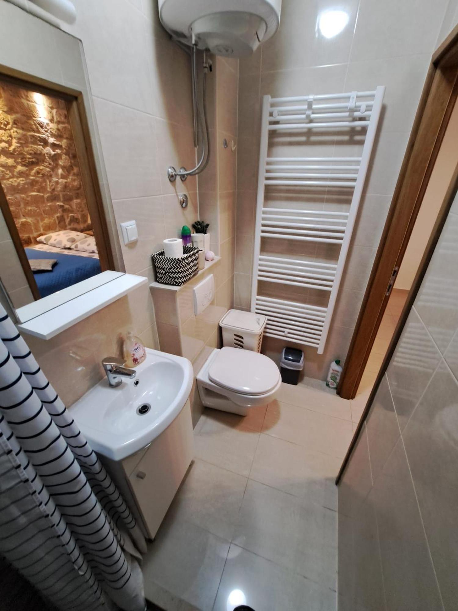 Studio Apartment Legcevic Kaštela Kültér fotó