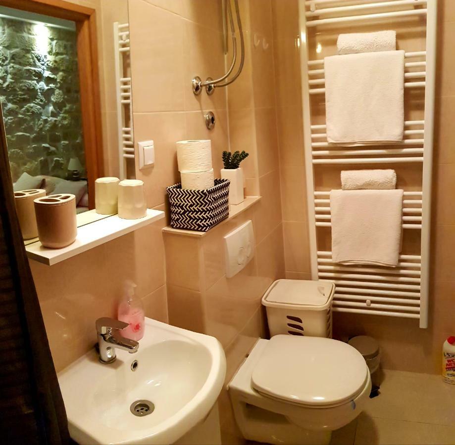 Studio Apartment Legcevic Kaštela Kültér fotó