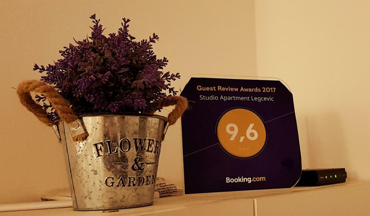 Studio Apartment Legcevic Kaštela Kültér fotó