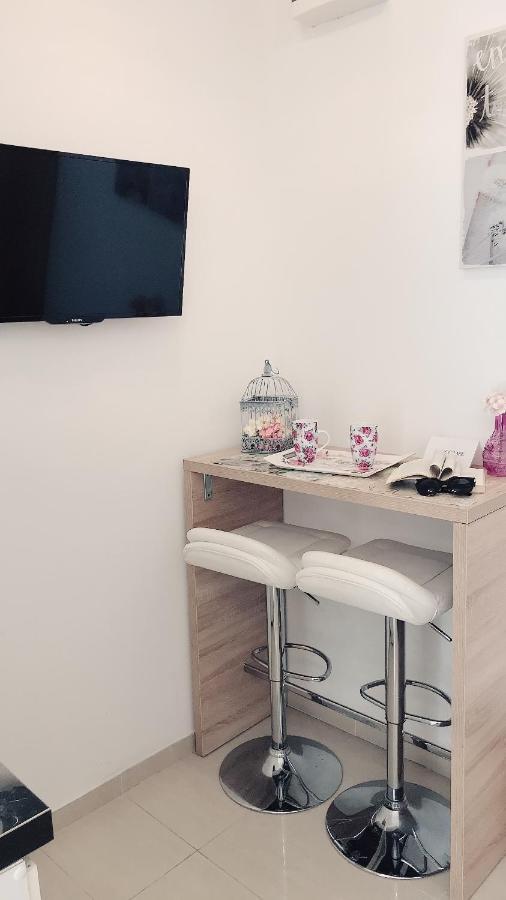 Studio Apartment Legcevic Kaštela Kültér fotó